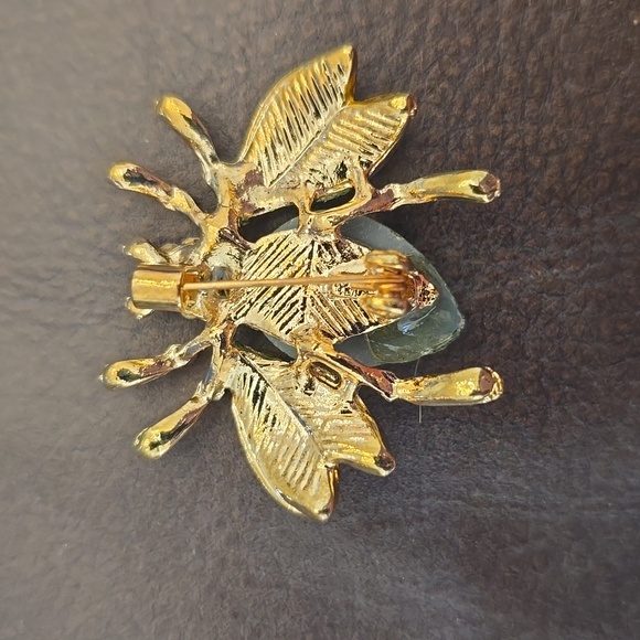 NWOT Aratta Bug Pin - Picture 3 of 5
